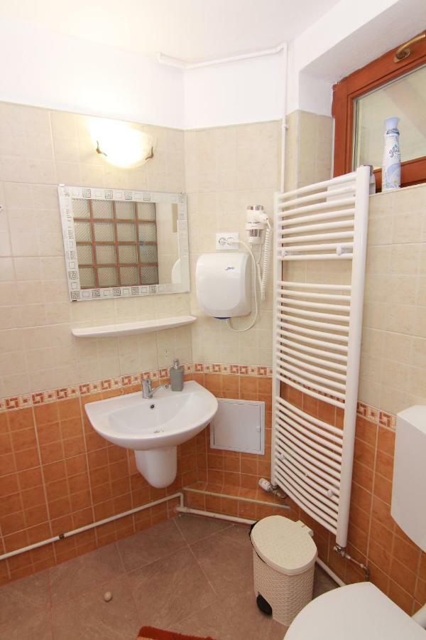 Appartement Raza Soarelui à Sovata Extérieur photo